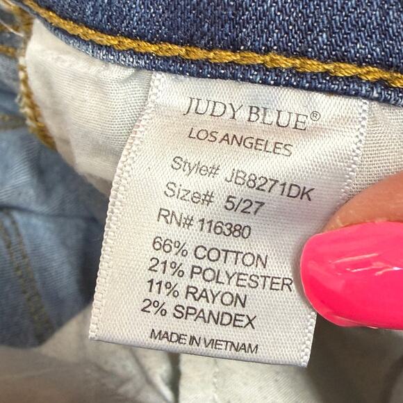 Judy Blue Women's Relaxed Fit Distressed Jeans Size 5 / 27 - Picture 2 of 7